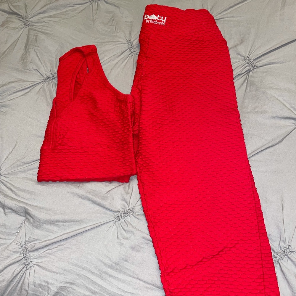 Booty by Brabants curvy cropped set in Red